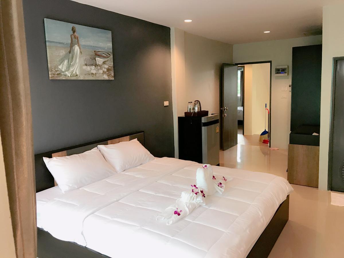Supachai Inn Ban ba Ngan Extérieur photo