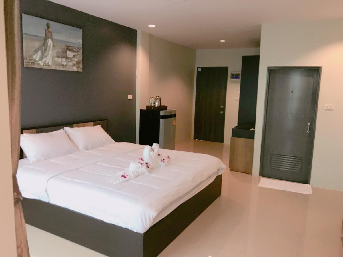 Supachai Inn Ban ba Ngan Extérieur photo